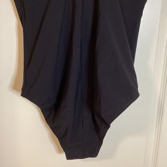 Amoena Trinidad Women's Black One Piece Swimsuit Swimming Vacation Scoop Neck - Picture 7 of 10